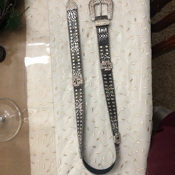 Rhinestone Belt - Picture 3 of 4